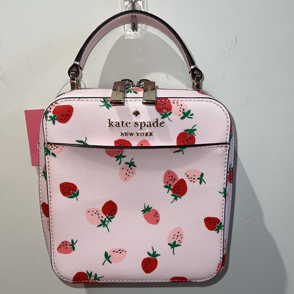 kate spade Handbags - Kate Spade Crossbody